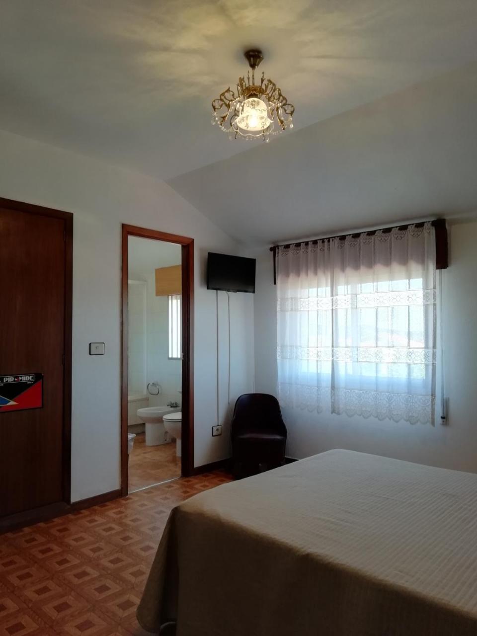 Hotel Pension Carmen ** Sanxenxo Zewnętrze zdjęcie